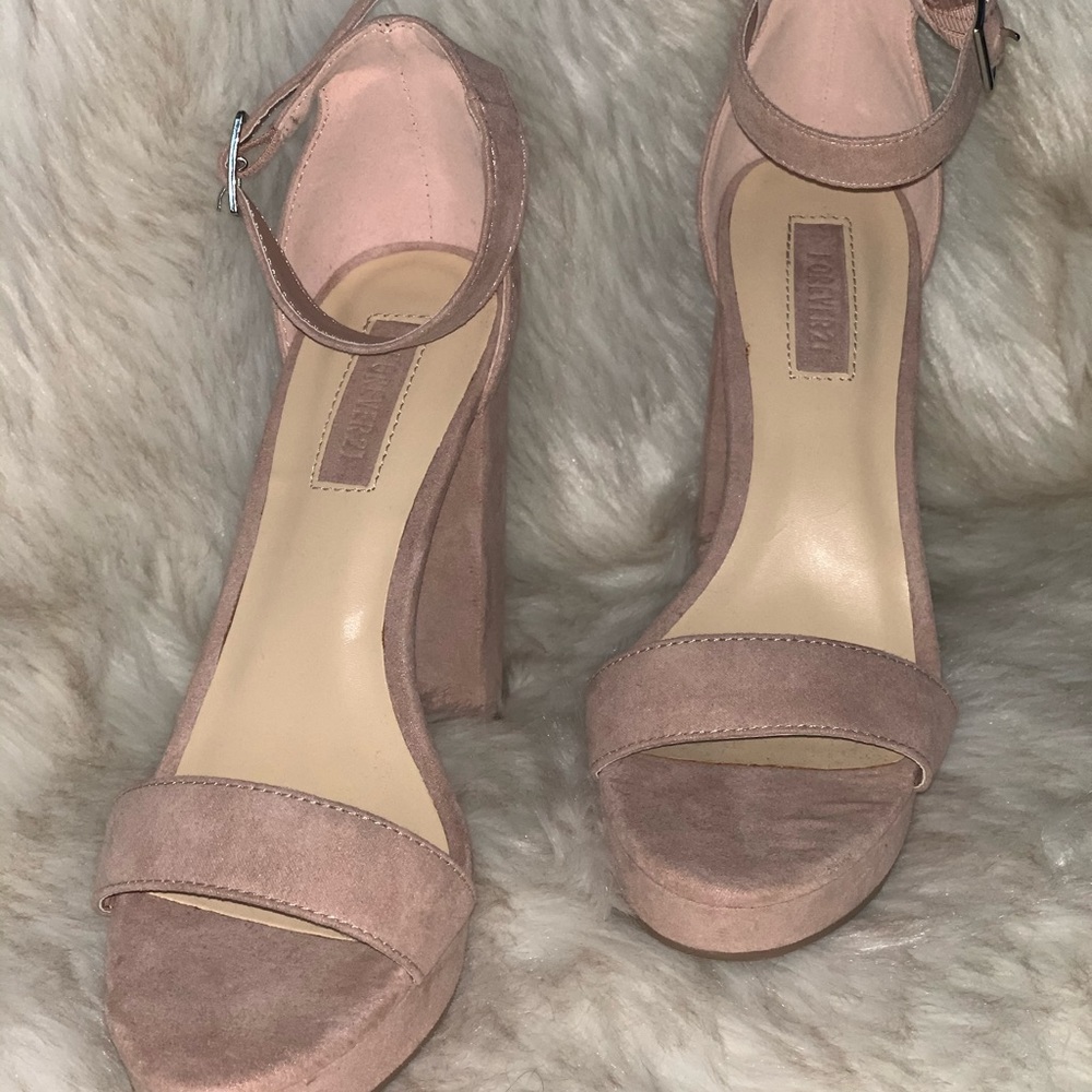 Shoes - Picture 3 of 3